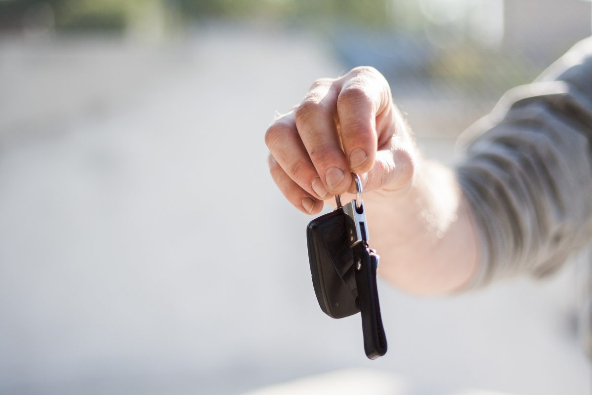 Come fare per avere più raggio utilizzando le chiavi dell'auto?