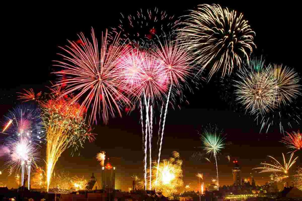 Come nascono i fuochi d'artificio?